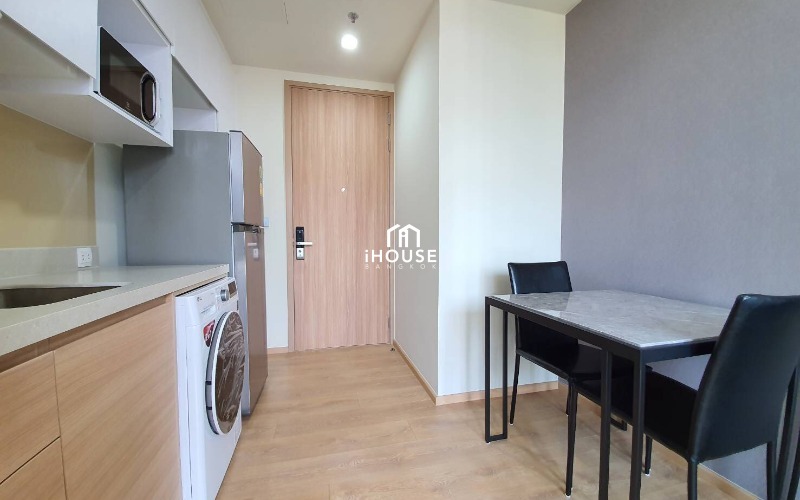 Ivy Sathorn 10
